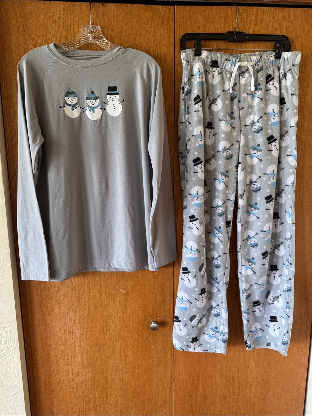 Sleepytime PJs Men’s Size Medium Gray Snowman Matching Pajama Set